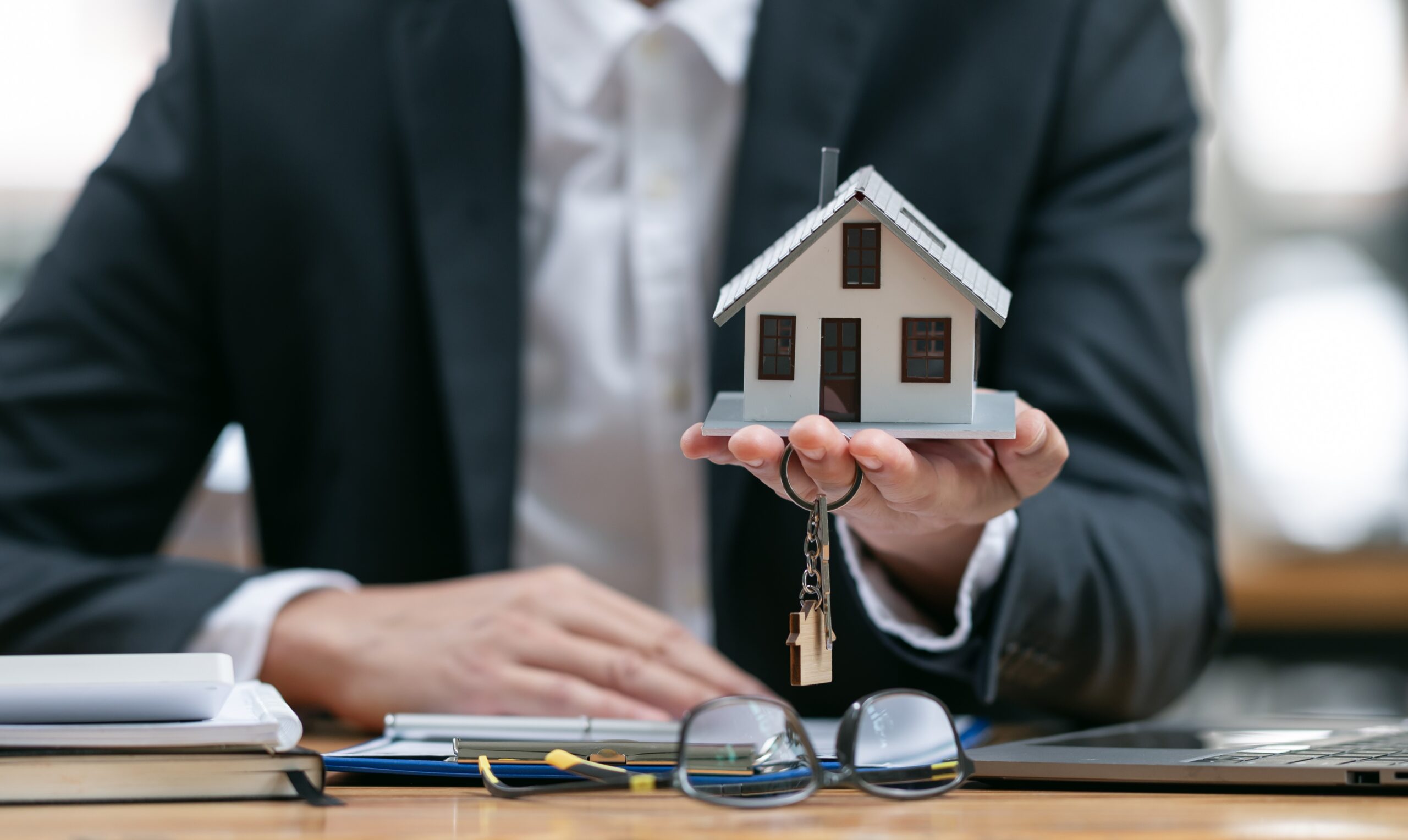 local conveyancer benefits